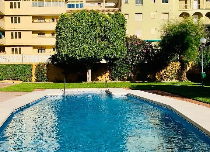 Solana Tulipanes Parking Pool Terrace شقة
