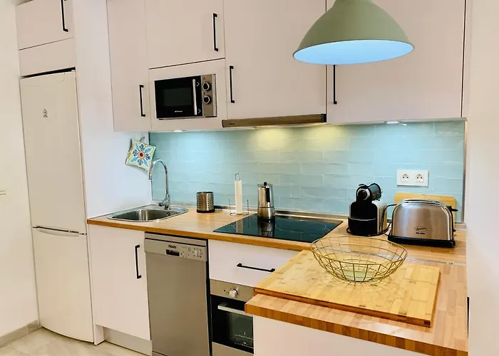 Solana Tulipanes Parking Pool Terrace شقة فوينخيرولا