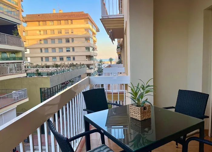 Solana Tulipanes Parking Pool Terrace شقة فوينخيرولا